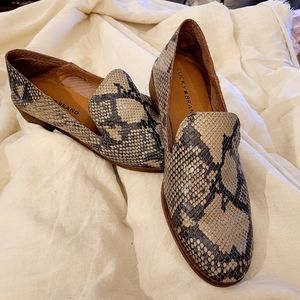 Lucky Brand Snakeskin Loafer 8